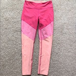 Outdoor Leggings Size Medium